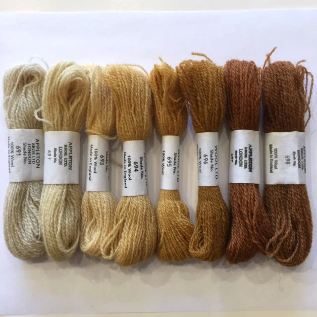 Appleton Crewel Skein (Color # 501A - 697) - Image 11