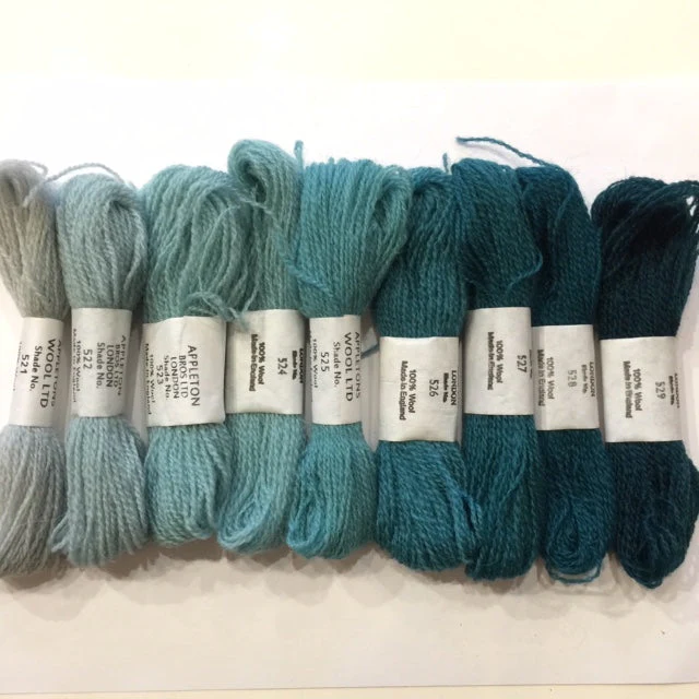 Appleton Crewel Skein (Color # 501A - 697) - Image 3