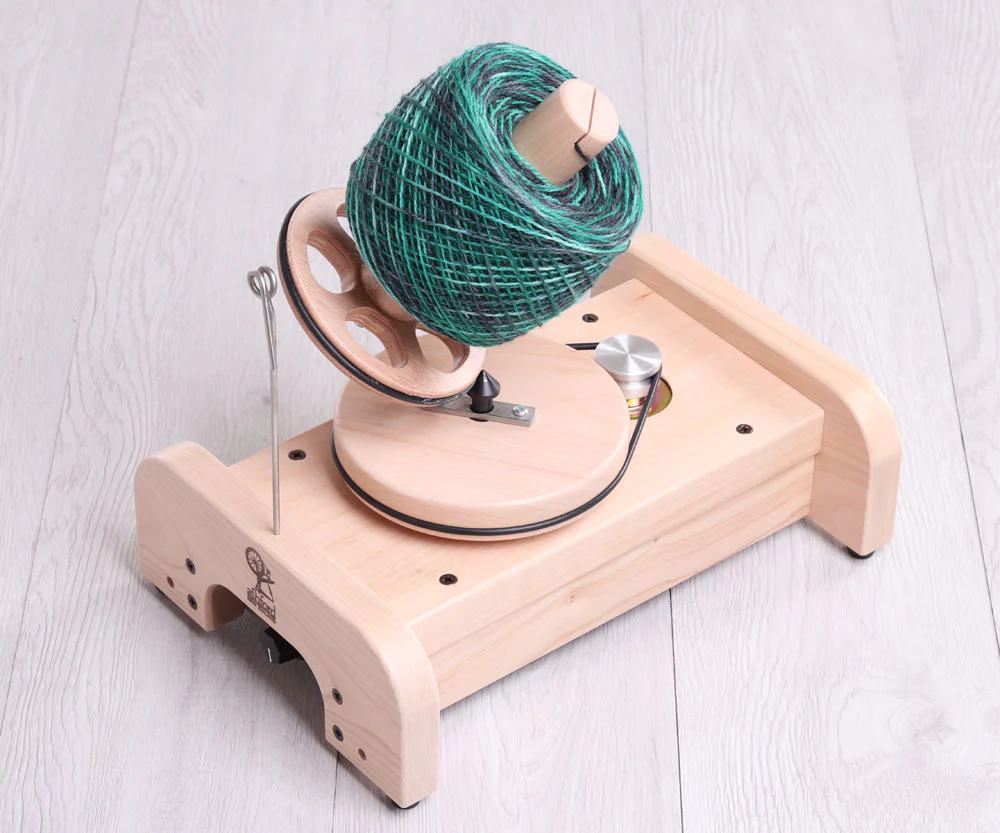 Ashford E-Ball Winder - Image 3