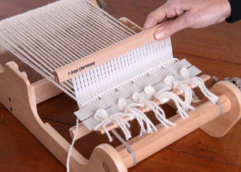 Ashford SampleIT Loom 25cm/10" - with built-in second heddle kit - Image 3