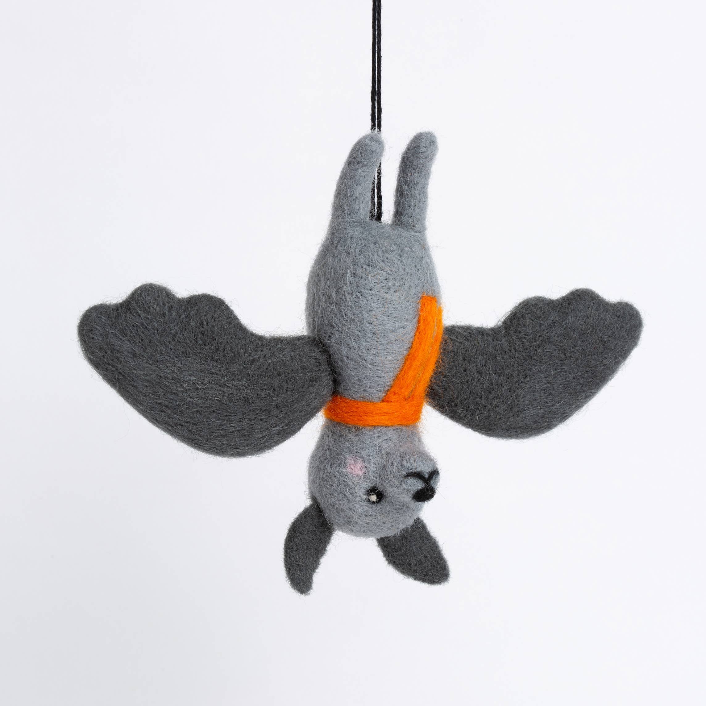 Bat Mini Needle Felting Kit - Image 4
