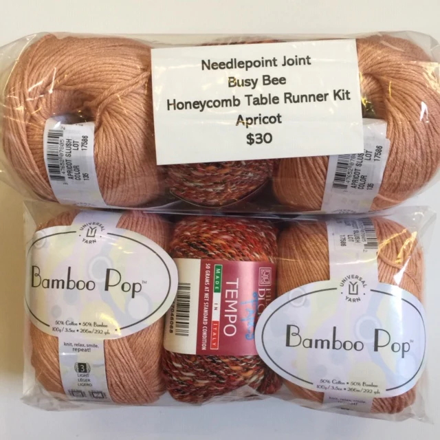 Busy Bee Honeycomb Table Runner Weaving Kit - Image 4