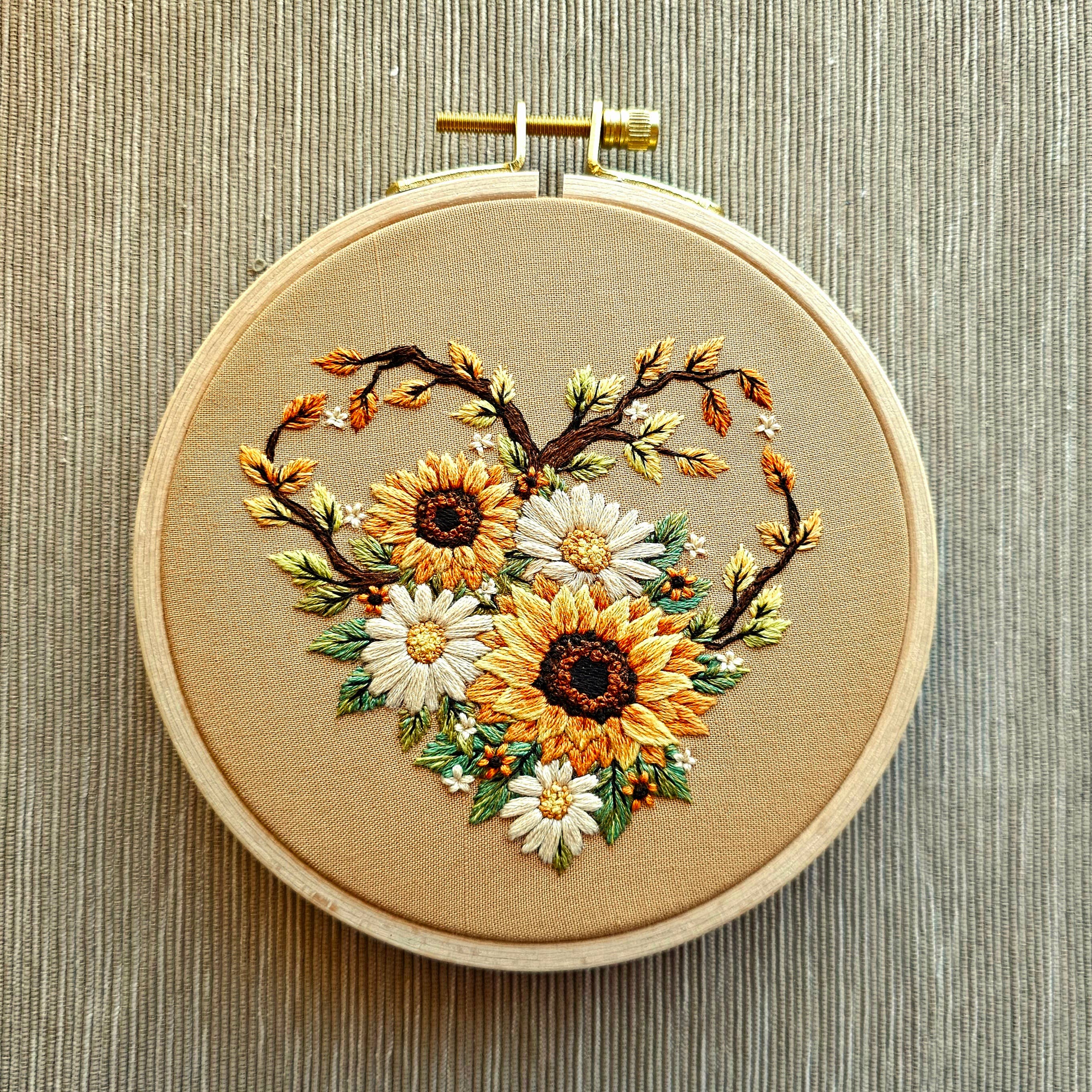 Jessica Long Fall in Love Embroidery Kit - Image 2