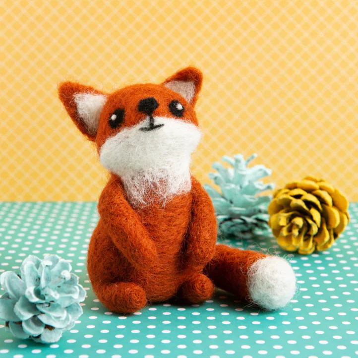 Fox Cub Mini Needle Felting Kit - Image 4