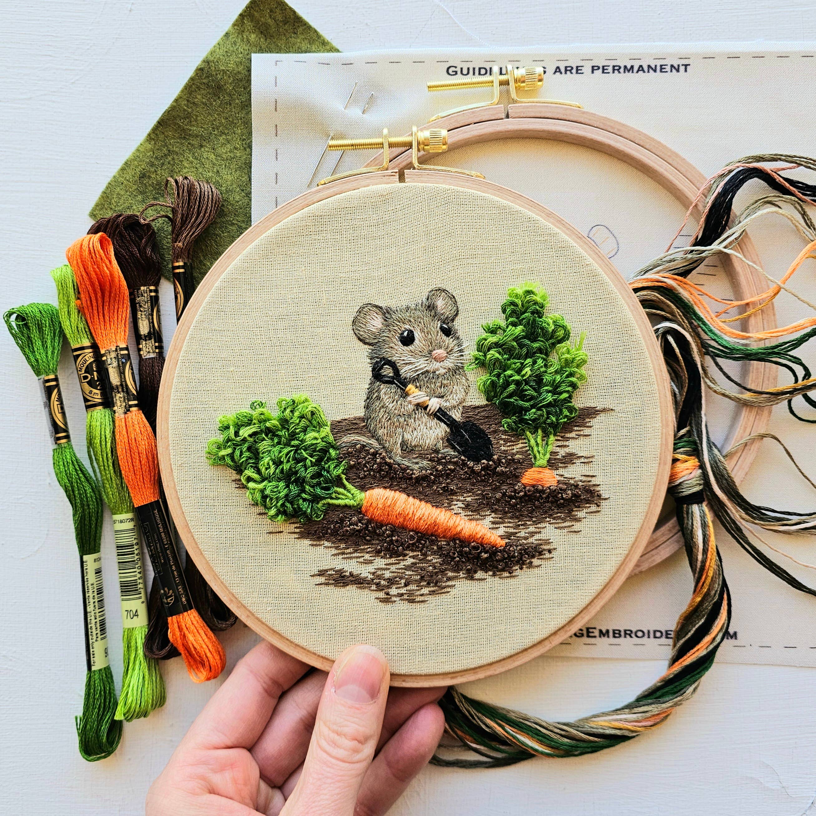 Jessica Long Garden Mouse Embroidery Kit - Image 3