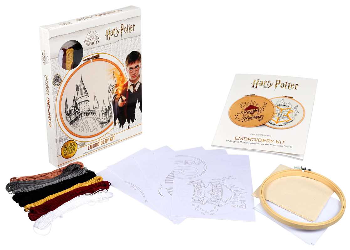 Harry Potter Embroidery by Deborah Wilding: Kit - Image 4