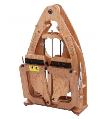 Ashford Joy 2 w/Sliding Hook Flyer Double Treadle with Carry Bag - Image 2