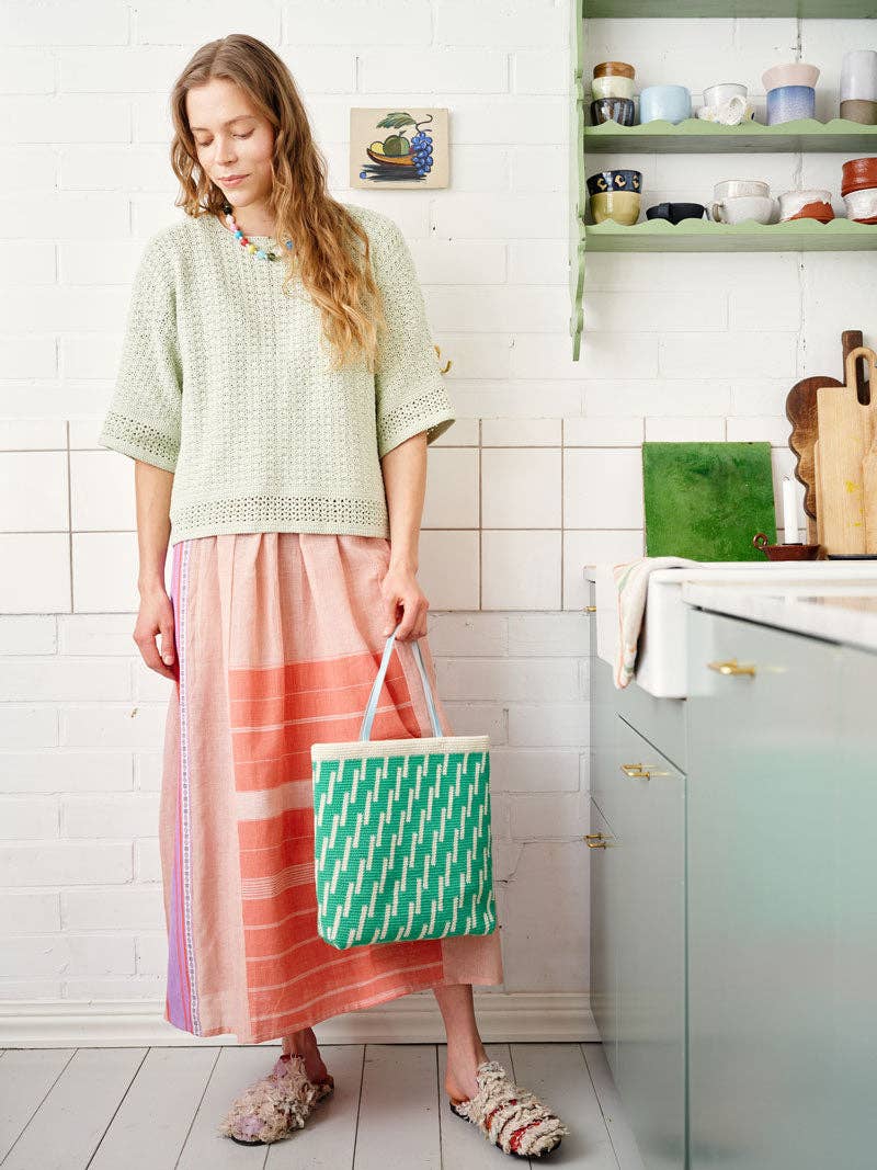 Let’s Crochet!: English / Magazine - Image 6