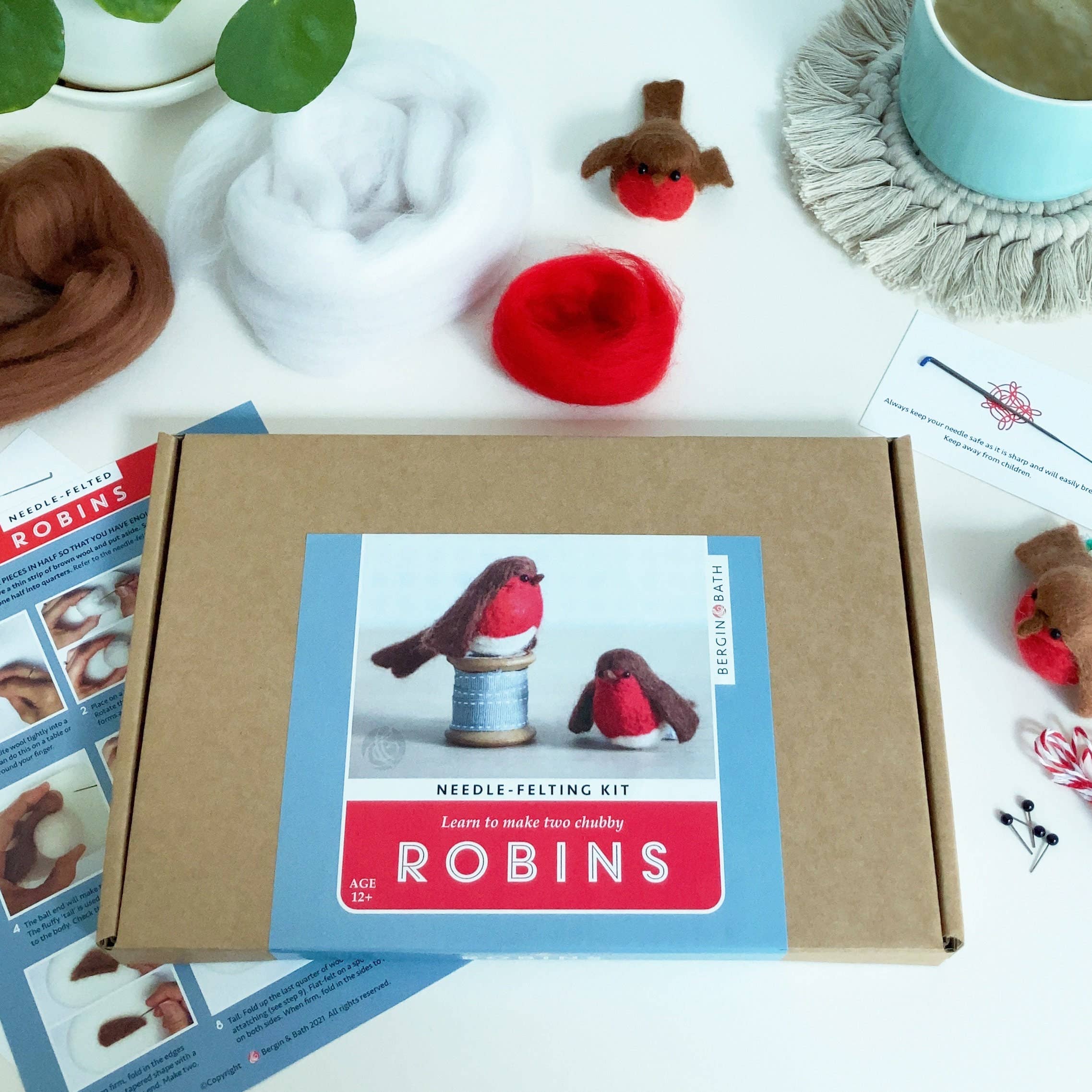 Needle Felting Kit - Robins. Christmas craft kit for adults. - Image 3