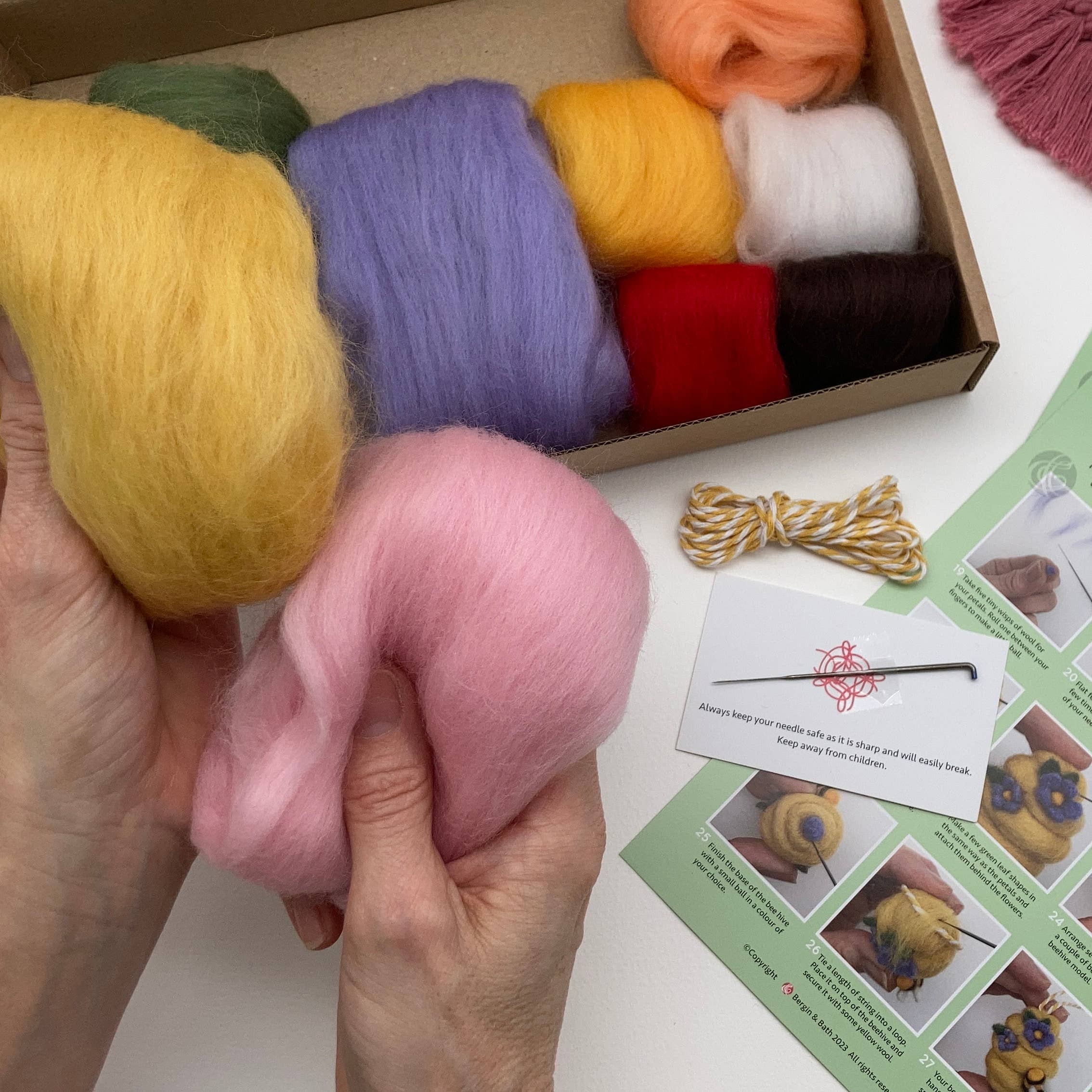 Needle Felting Kit - Springtime. A Pretty Craft for Easter - Image 4