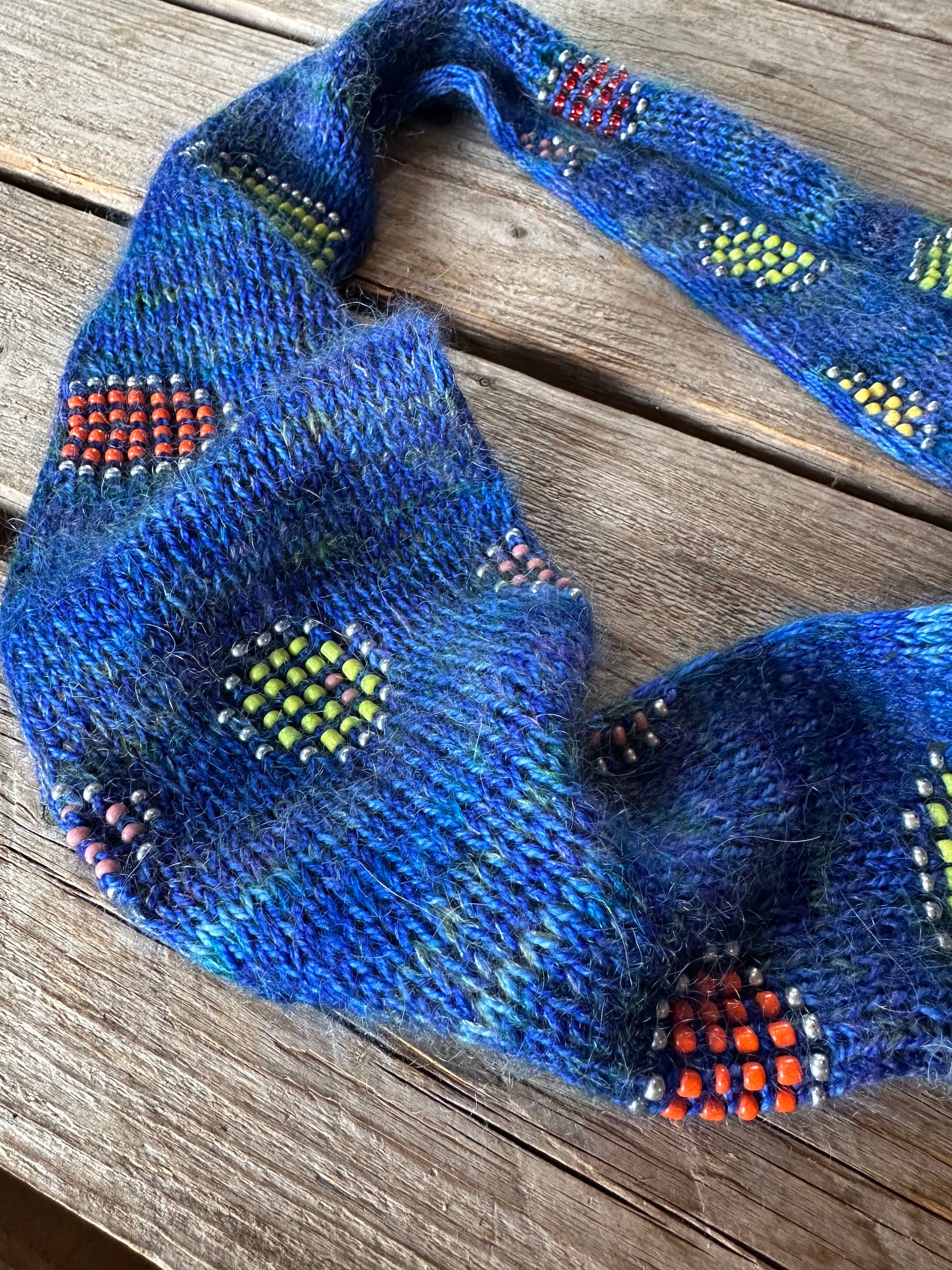 Painting with Beads Scarf Kit - Image 11