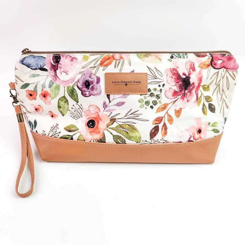 Twice Sheared Sheep Trinty Bag - Small Zippered Project Bag - Image 2