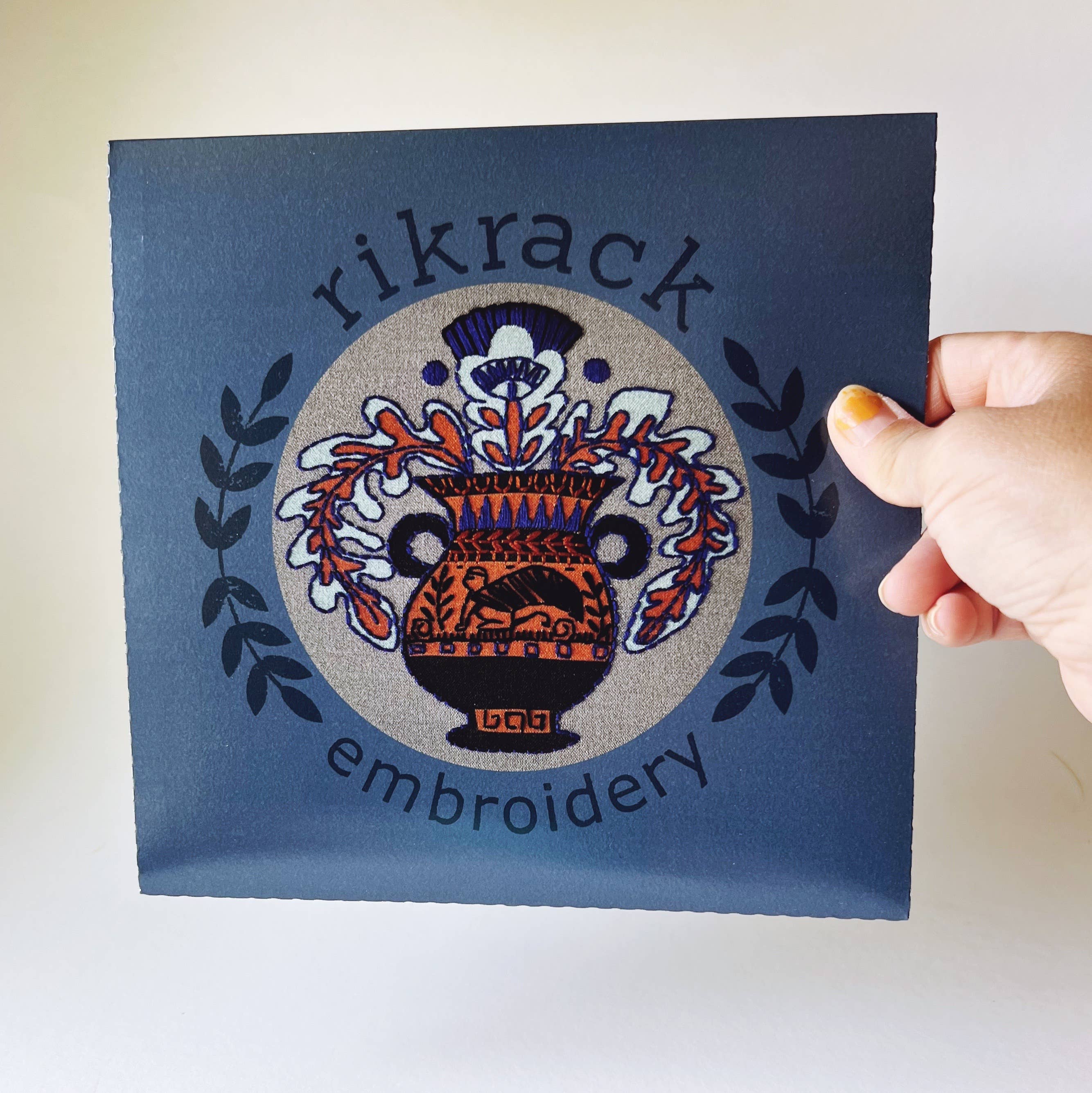Vase Embroidery Kit - Image 3